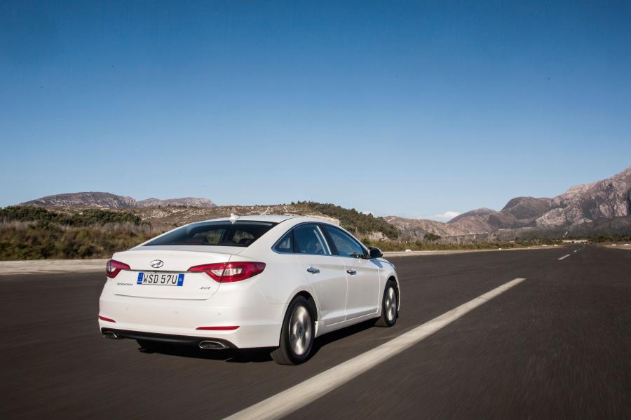  Hyundai Sonata 2015 года  (AU) (фото 22 из 29)